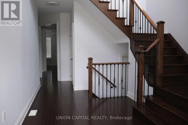 Building Photo - 168 Roy Harper Ave