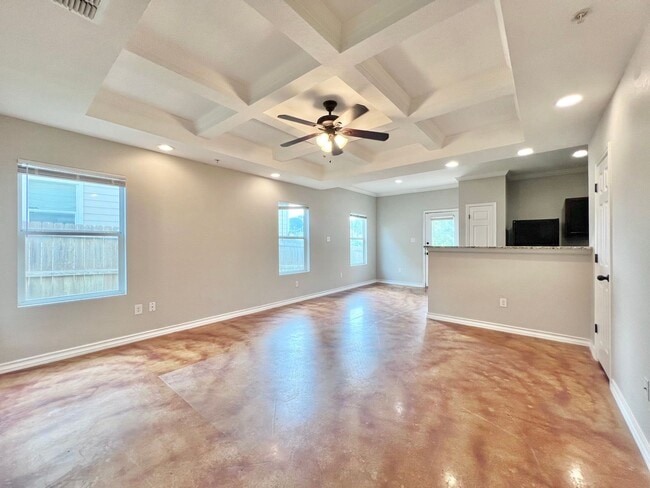 Foto del edificio - 3 bed 2.5 bath conner townhome $1,345