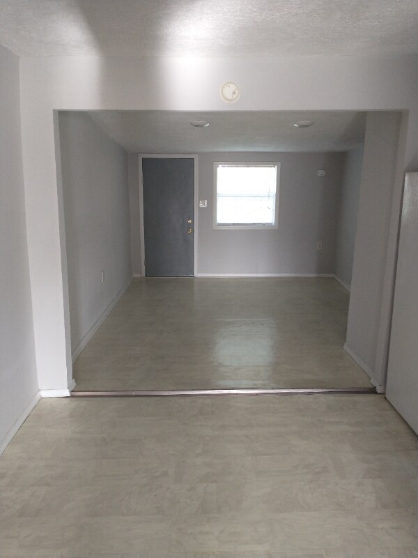 Foto del edificio - 212 Vance Ave