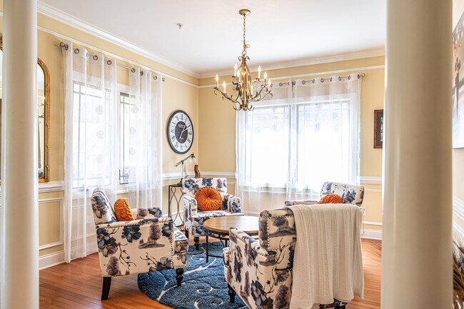 Building Photo - 35 Lamplighter Village Ct
