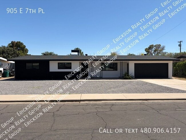 Photo - 905 E 7th Pl- House