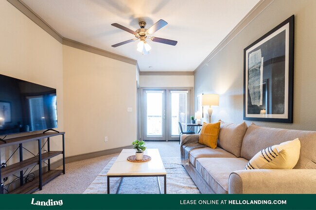 Building Photo - 18021 Kingsland Blvd