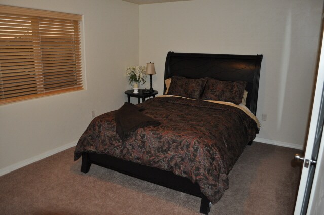 Foto del edificio - 1719 E 23rd St