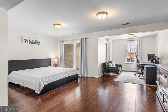 Foto del edificio - 2552 Blue Water Blvd