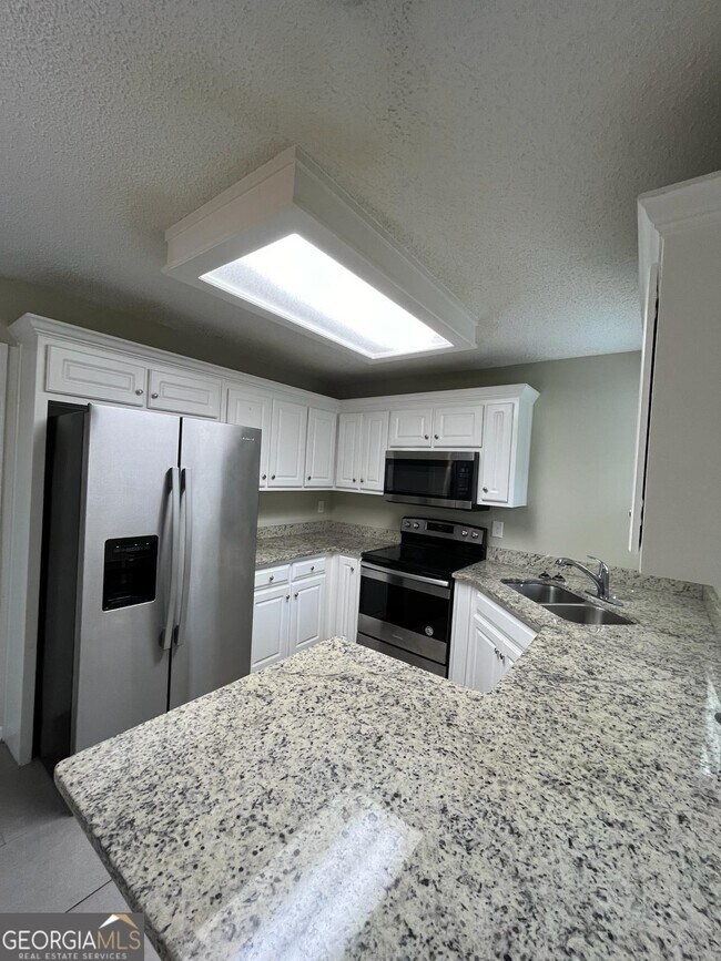 Foto del edificio - 545 Scrooch Ct