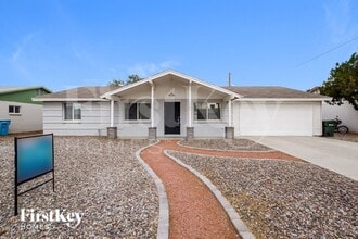 Building Photo - 3460 E Presidio Rd