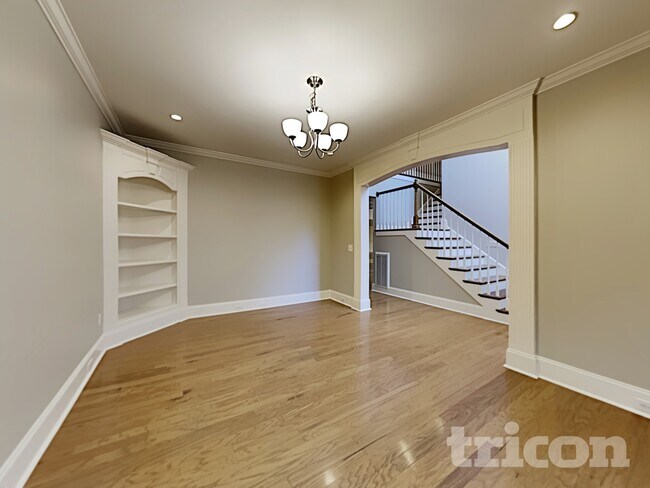 Building Photo - 2655 James Edmon Ct