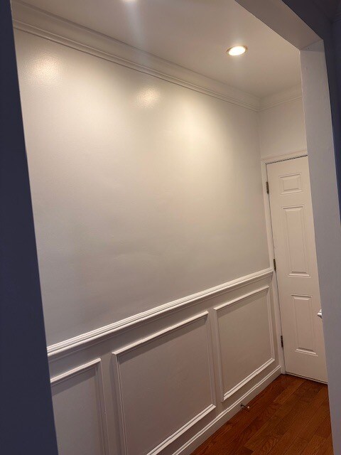 Wainscoting Entry - 101 Avenue F
