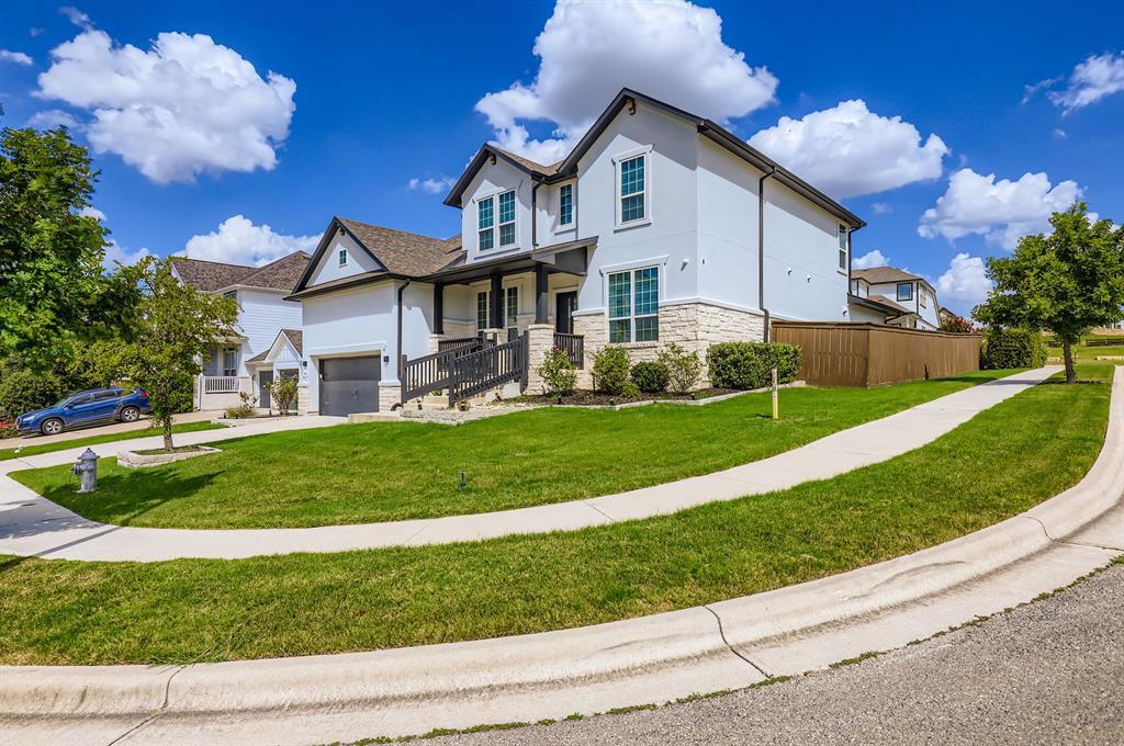 Foto principal - 520 Germander Rd