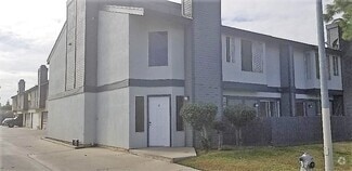 Building Photo - 2311 Planz Rd