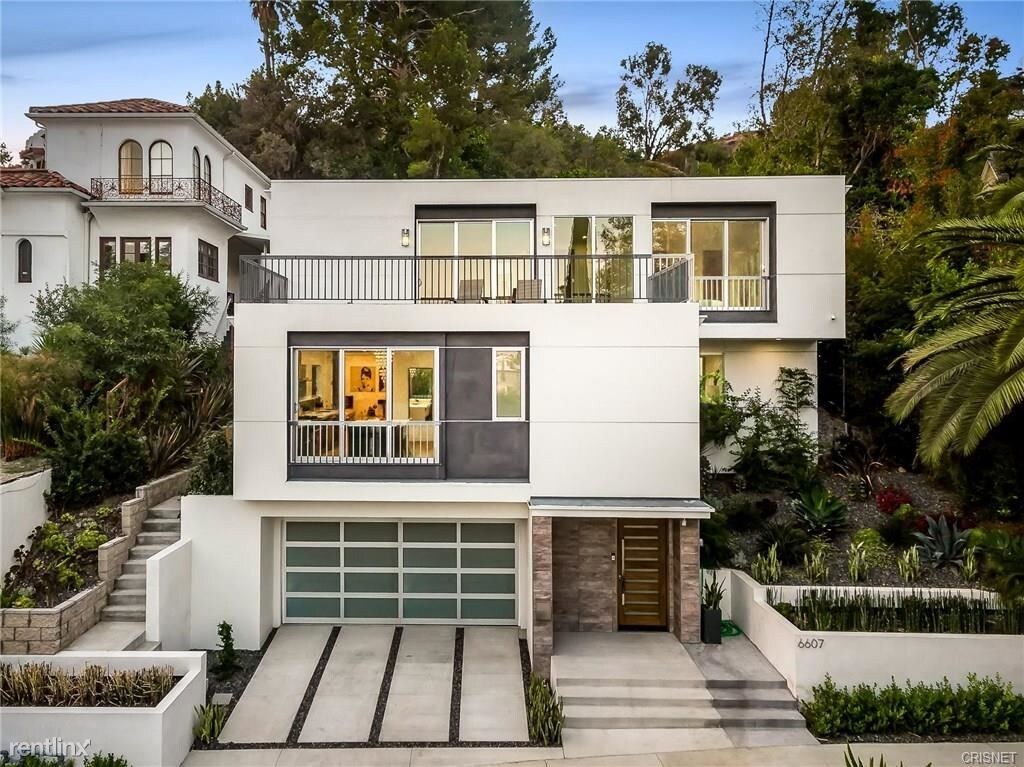 109 Houses Available for Rent in Hollywood Hills, CA