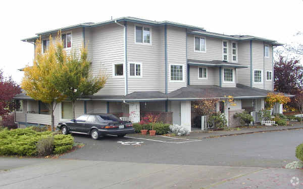 Primary Photo - Meridian Terrace Apartments