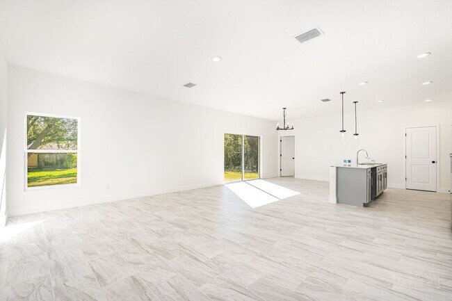 Foto del edificio - BRAND NEW! 4/2 PALM BAY!