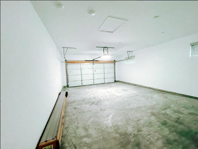 Foto del edificio - Beautiful Newer Home in Excellent Conditio...