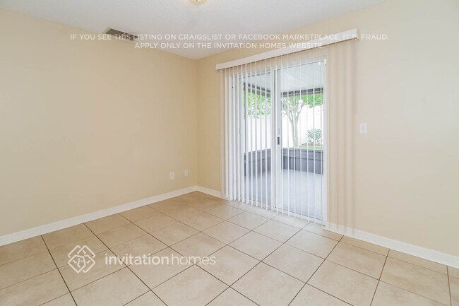 Building Photo - 9857 Red Clover Ave