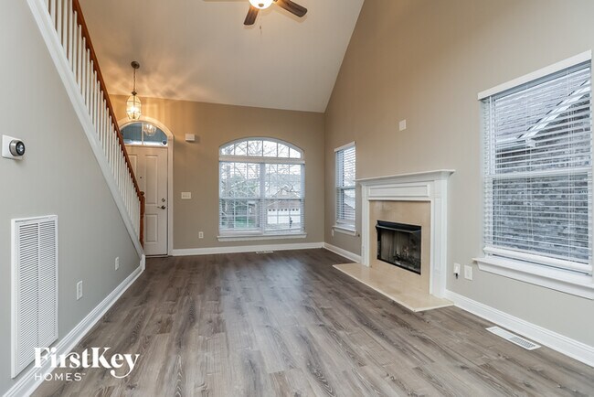 Foto del edificio - 6845 Bridgewater Dr