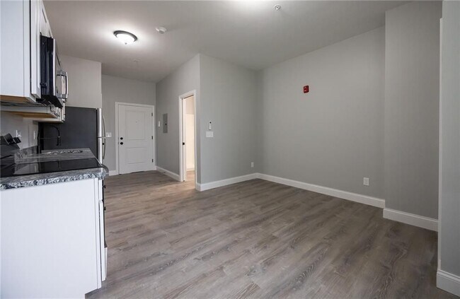 Foto del edificio - 6899 Post Rd