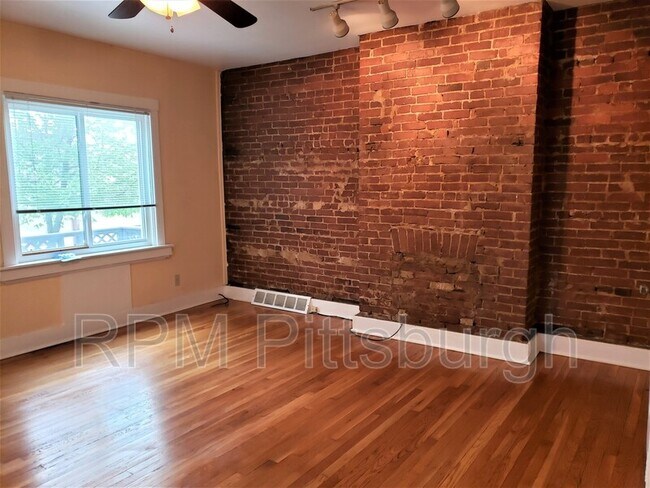Foto del edificio - 205 Lehigh Ave