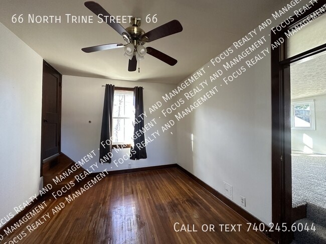 Foto del edificio - 66 N Trine St