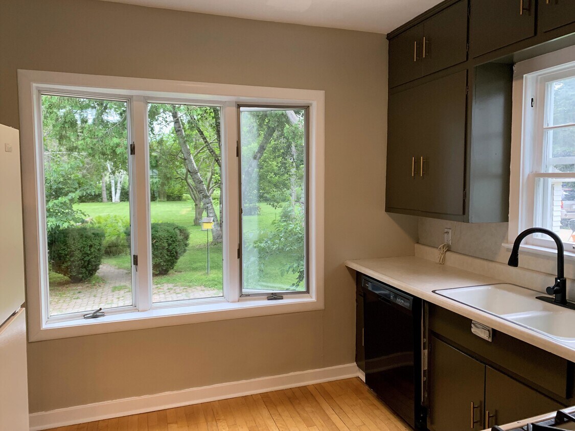 Foto principal - 1232 Porlier St