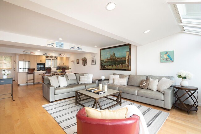 Foto del edificio - 100 N 8th St