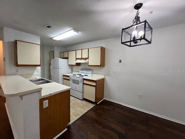Building Photo - 623 Dory Ln