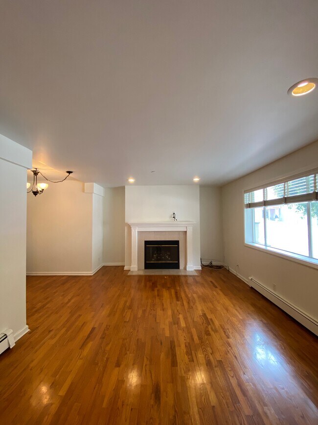 Foto del edificio - 757 N Point St