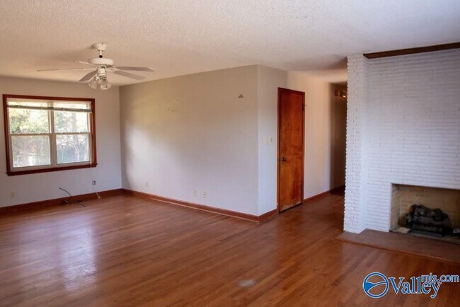 Foto del edificio - 340 Jeff Rd NW