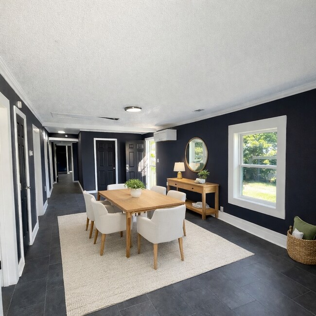 Foto del edificio - 3368 Powell Ave