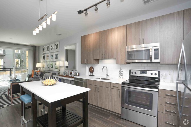 1 HAB, 1 BA: 718 ft² - The Parker at Huntington Metro
