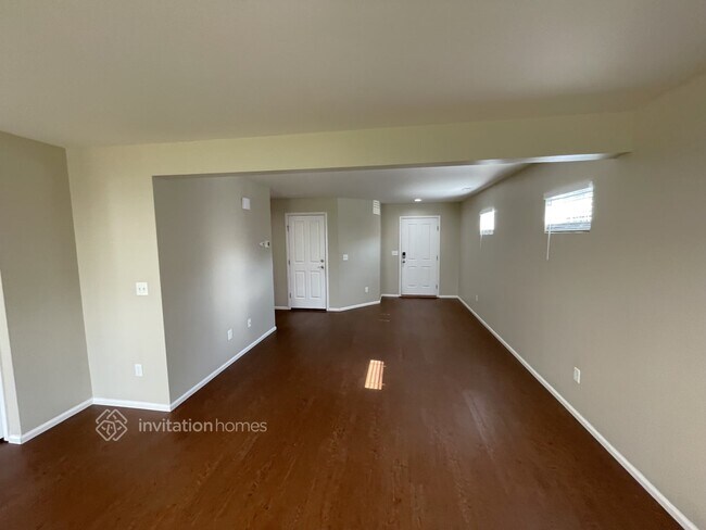 Foto del edificio - 3524 Celebration Ave E