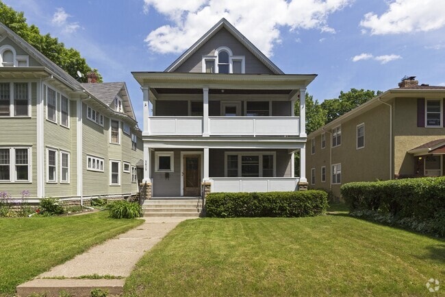 Building Photo - 3829 Pillsbury Ave S