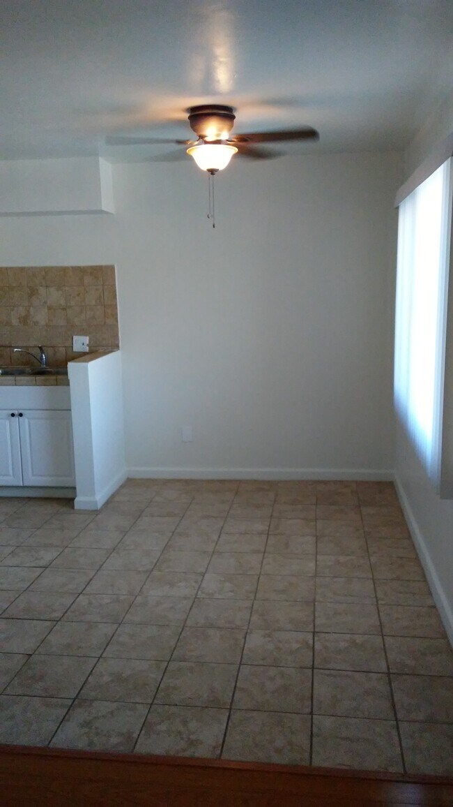 Dining area - 7629 Normal Ave