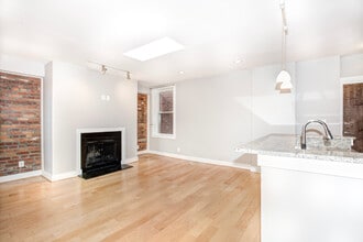 Building Photo - 1451 Harvard St NW