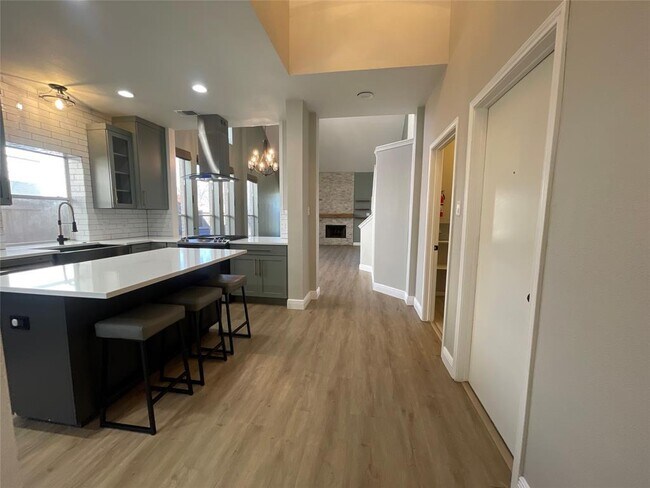 Foto del edificio - 3300 Bratton Heights Dr