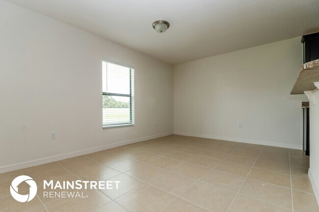 Foto del edificio - 8229 Silverbell Loop