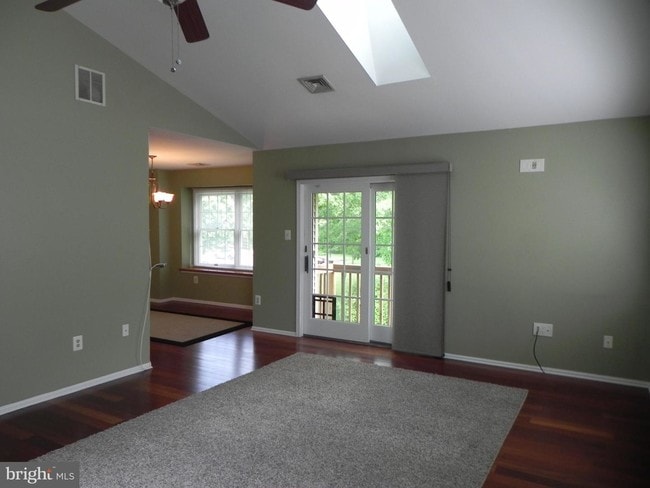 Building Photo - 147 Chalkboard Ct