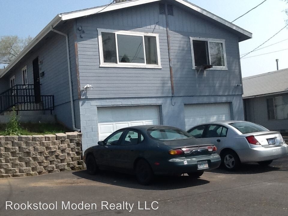 Primary Photo - 3 br, 1.5 bath House - 1343 Pleasant