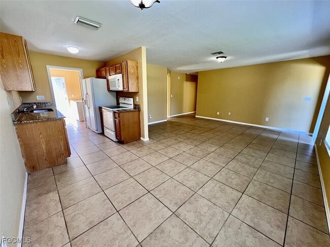 Foto del edificio - 1104 Bermar St