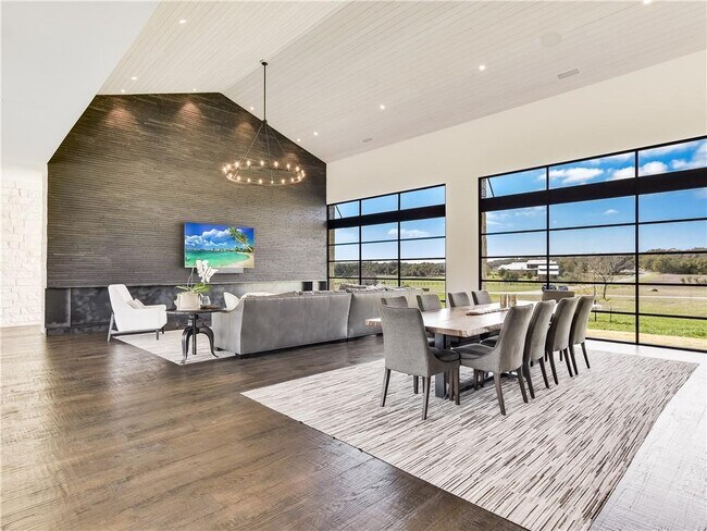 Foto del edificio - 8815 Madrone Ranch Trail