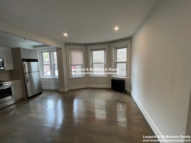 Foto del edificio - 15 Park Dr