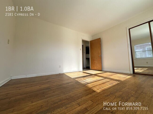 Building Photo - 2181 Cypress Dr