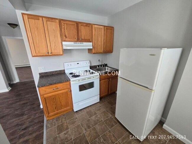 Foto del edificio - 62 Third St. Apt.-3