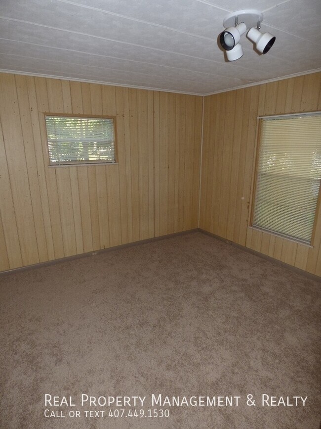 Foto del edificio - Nice 2 BR / 2 BA Home In Colonnades