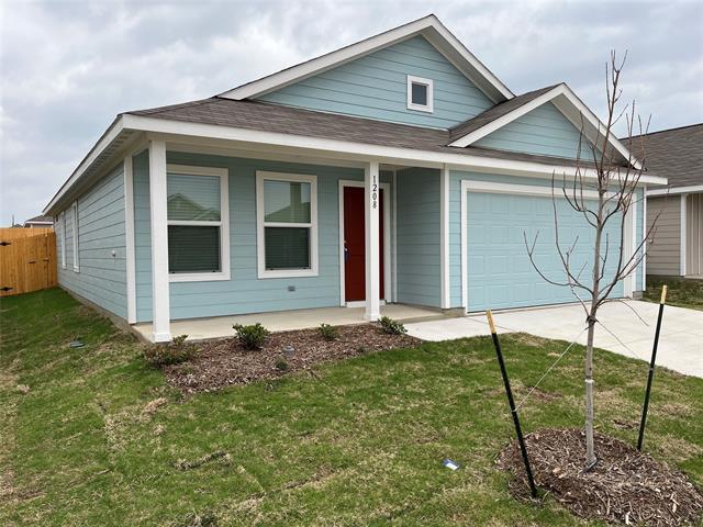 Primary Photo - 1208 Ashwood Dr