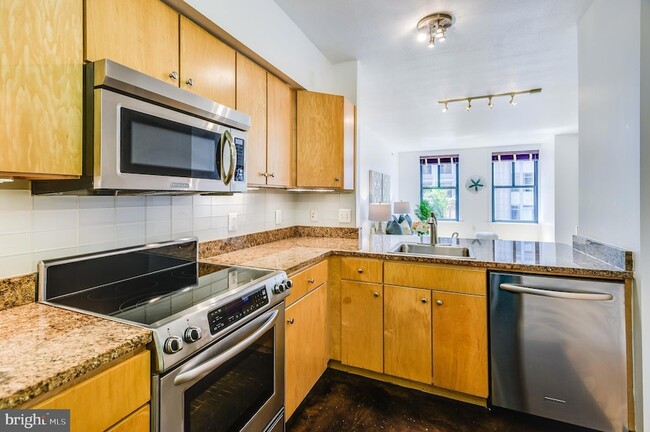 Building Photo - 631 D Street NW