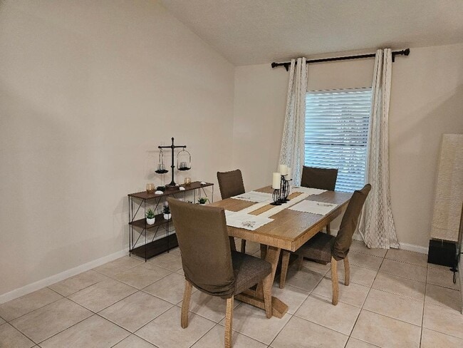 Foto del edificio - 1040 Big Horn Cir NW