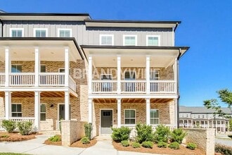 Building Photo - 707 Valtek Ct