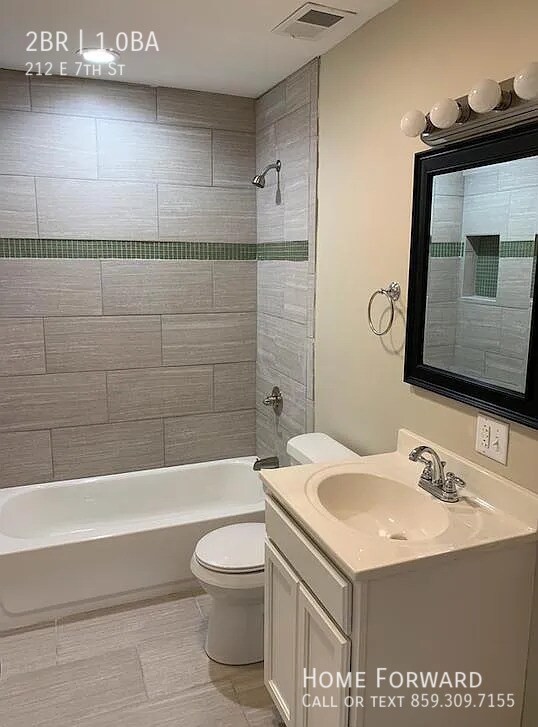Foto del edificio - 212 E 7th St