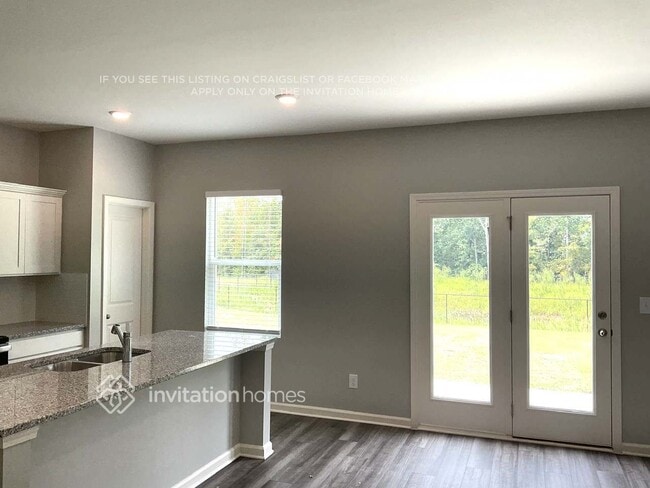Building Photo - 120 CHESAPEAKE BAY Dr N